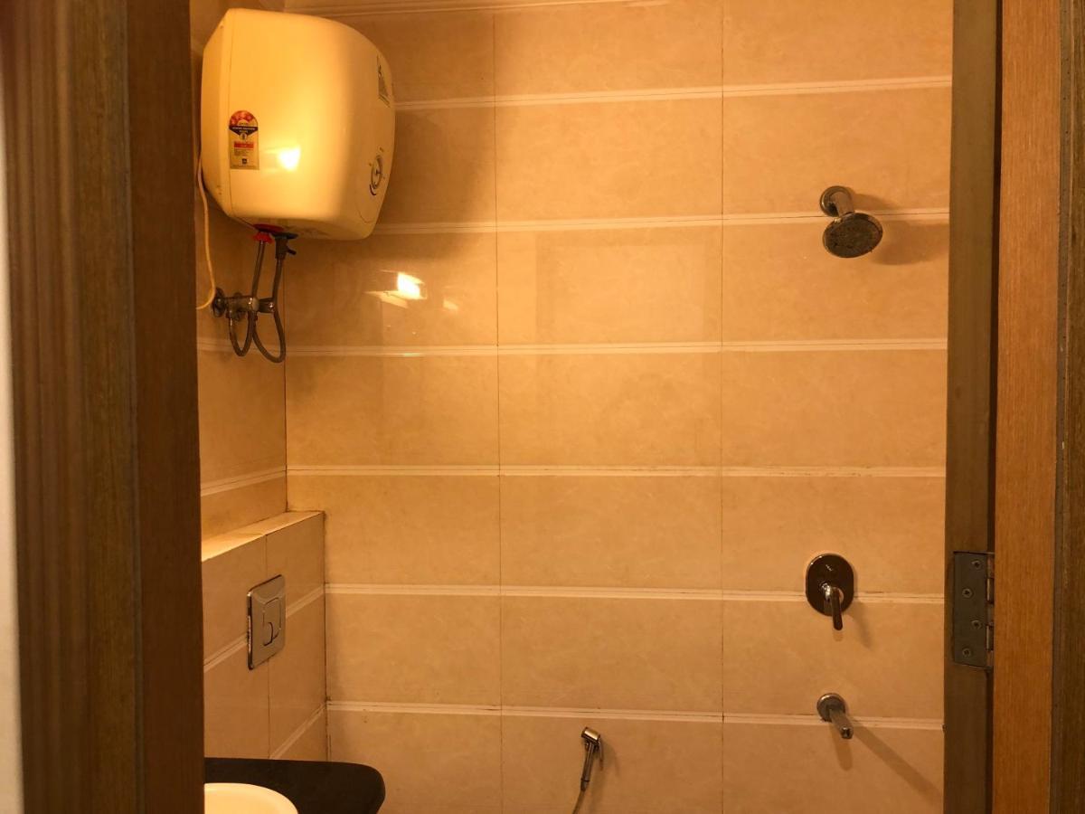 Hotel Arina Inn New Delhi Luaran gambar