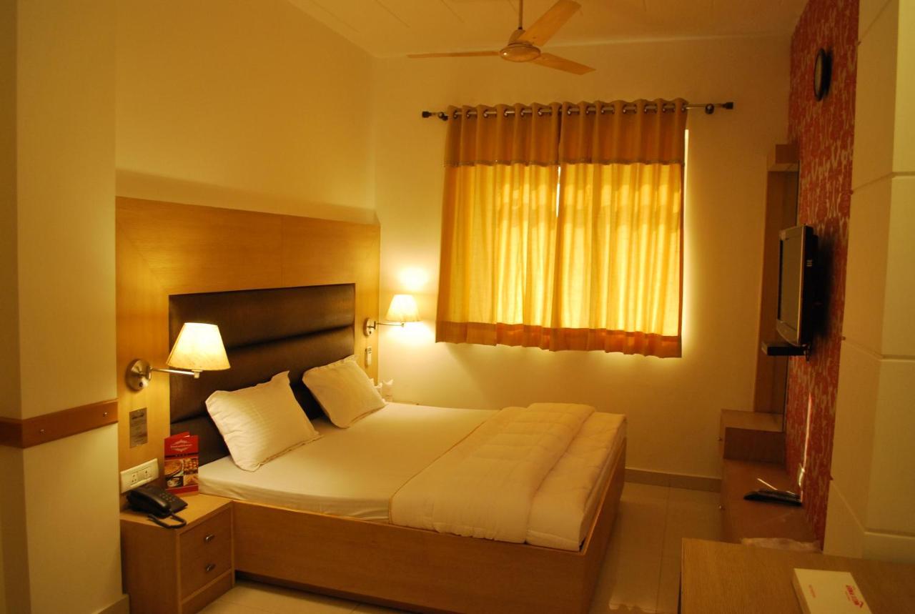 Hotel Arina Inn New Delhi Luaran gambar