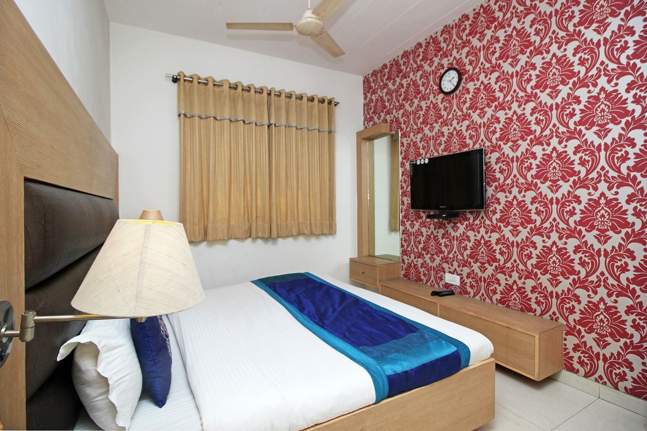 Hotel Arina Inn New Delhi Luaran gambar